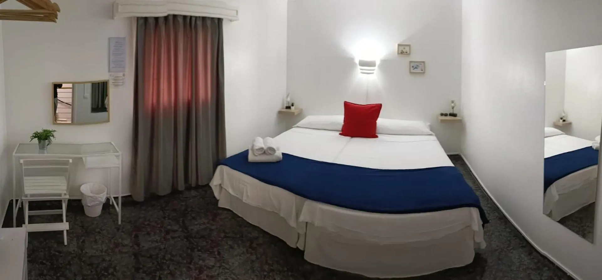 Pension Playa Los Cristianos  0*, Los Cristianos (Tenerife) Spain